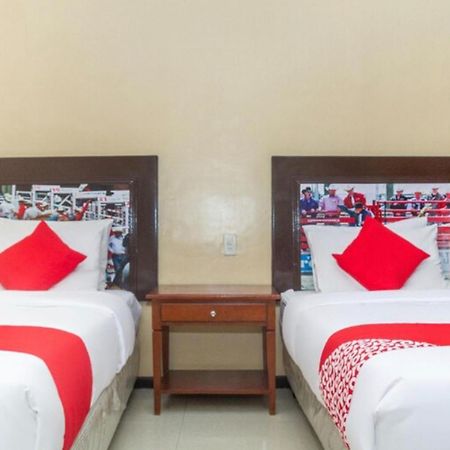 Oyo 133 Jazzy James Country Hotel 2 Davao City المظهر الخارجي الصورة